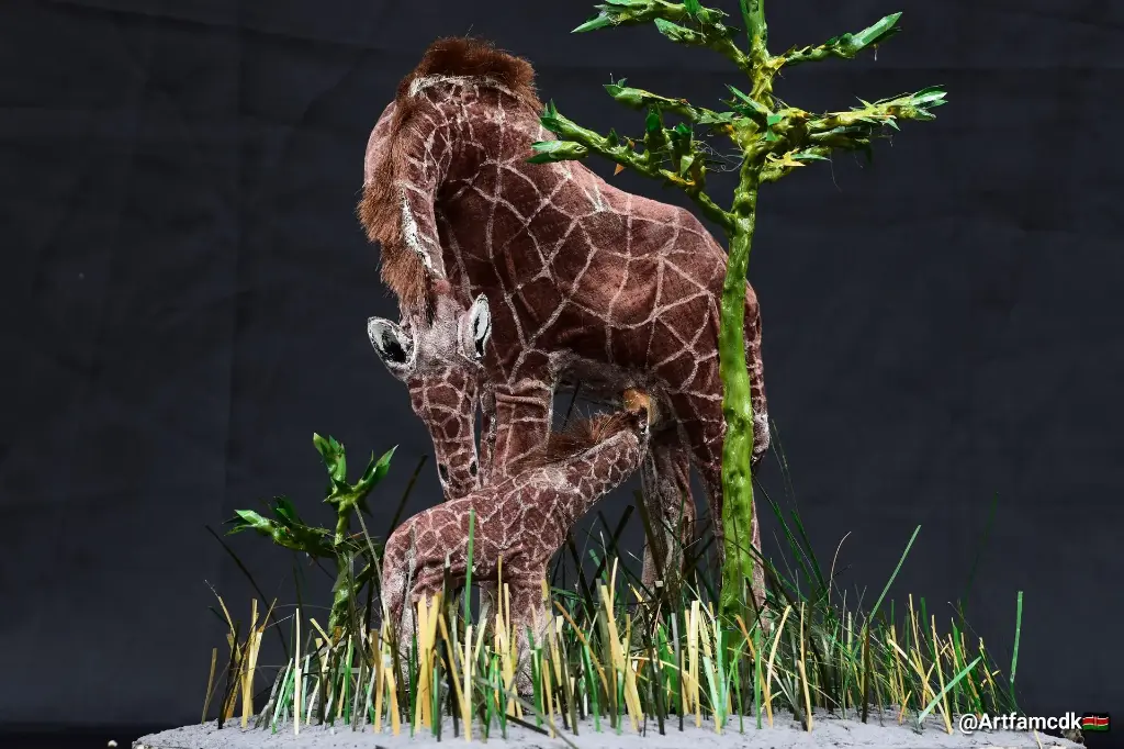 Giraffe,  Mother and Calf Sculpture – Safari Animal Decor – Wildlife Art ,Gift – Handmade, unique, one of a kind, African Figurine – Nature Lover, Home Decor, wildlife art.